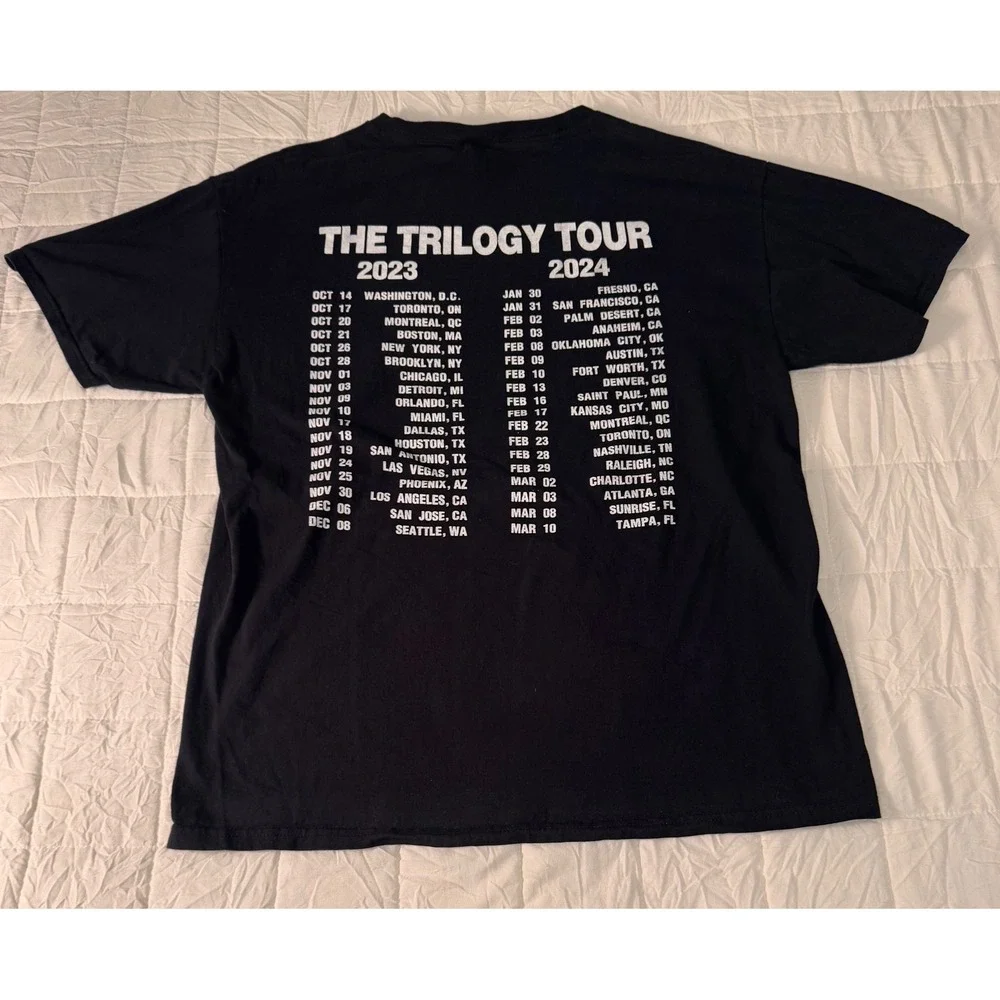 Pitbull Enrique Iglesias Ricky Martin Trilogy Tour 2023-24 Concert T-Shirt Large